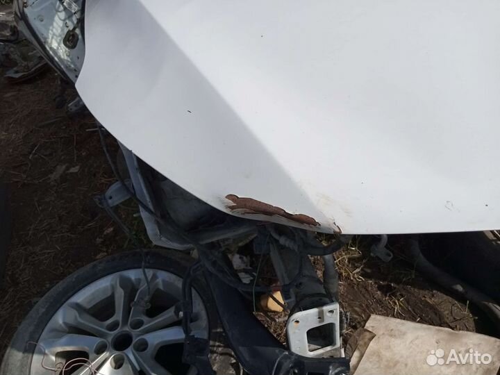 Капот kia optima 3 белый с дефектом