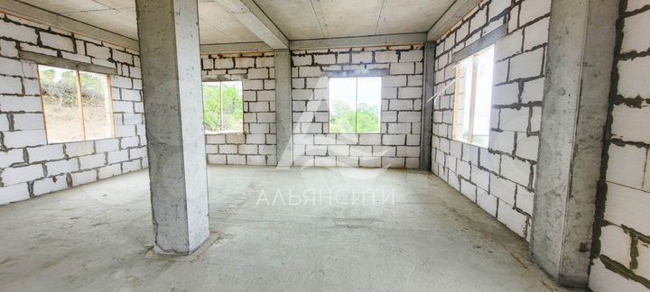 Дом 214 м² на участке 6,2 сот.