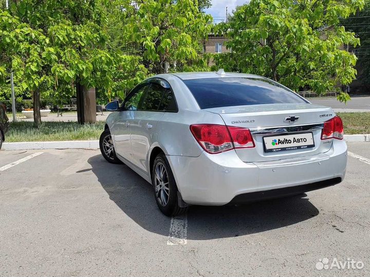 Chevrolet Cruze 1.6 МТ, 2010, 194 000 км