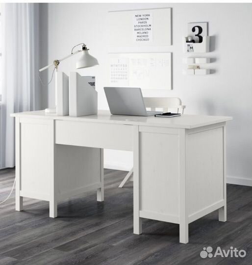 Стол письменный IKEA hemnes