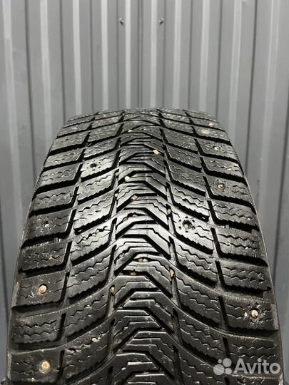 Michelin X-Ice North 3 215/55 R16 96T