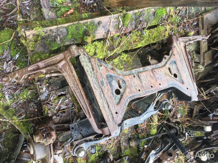 Подрамник на Фольксваген t4