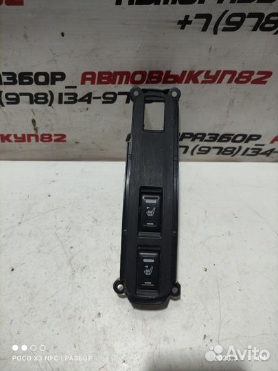 Кнопки обогрева сидений Nissan Note E11