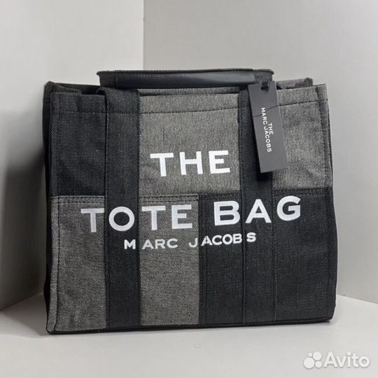 Marc jacobs the tote bag