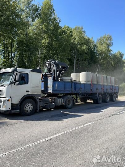 Полуприцеп с манипулятором