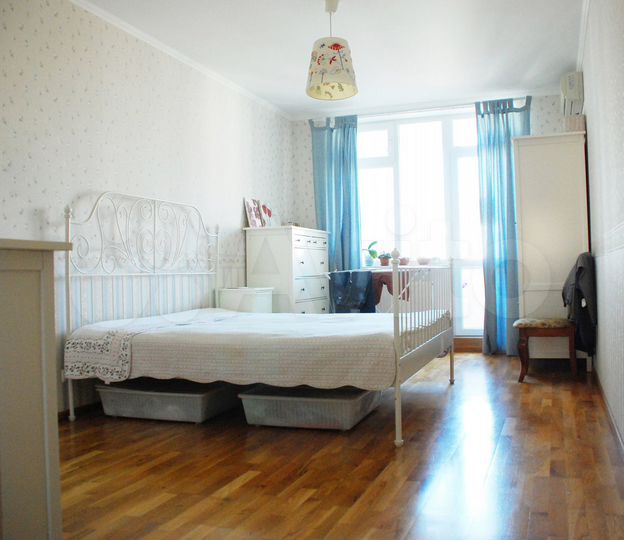 3-к. квартира, 123 м², 4/5 эт.