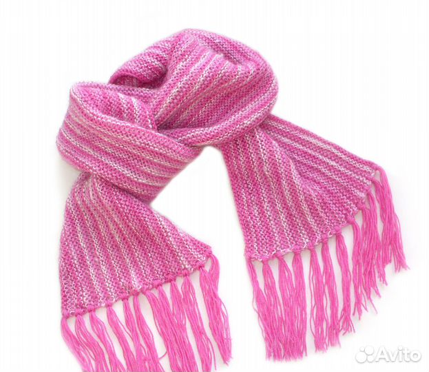 Шарф вязаный розовый