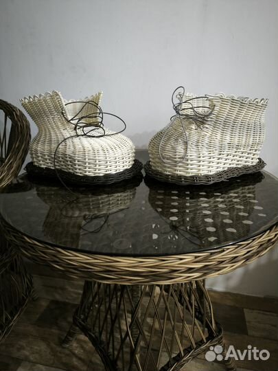 Продам кашпо - башмачек из полиротанга