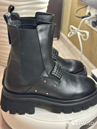 Ботинки женские 40 размер