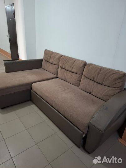 Угловой диван