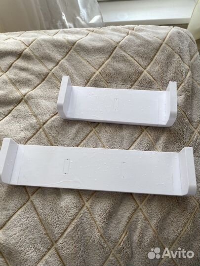 Пластиковые полочки