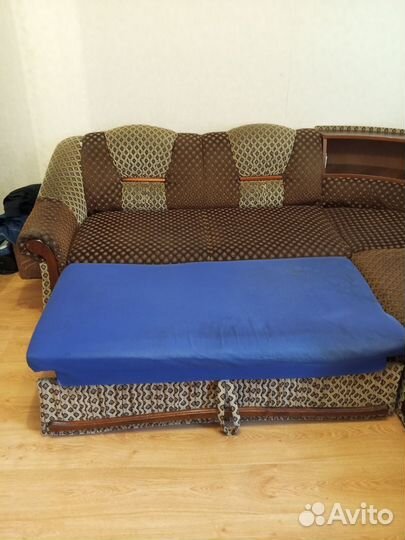 Большой угловой диван раскладной бу