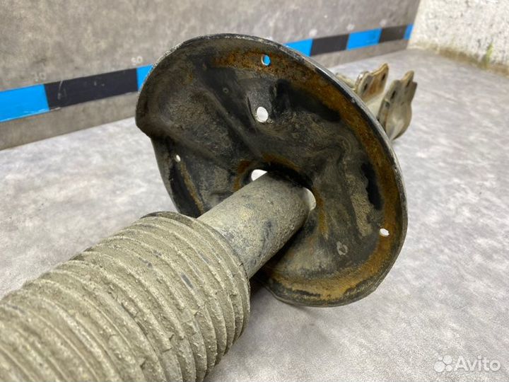 Амортизатор задний правый Hyundai Accent 2 1.5