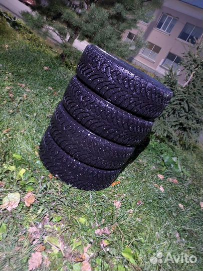 Nokian Tyres Hakkapeliitta 4 195/65 R15