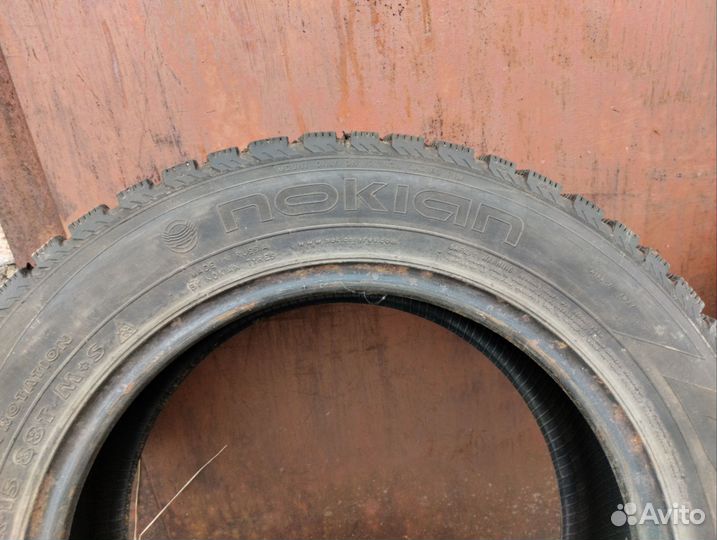 Nokian Tyres Hakkapeliitta 4 16.5/65 R15 88