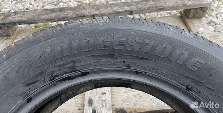 Bridgestone Dueler H/T 225/65 R17