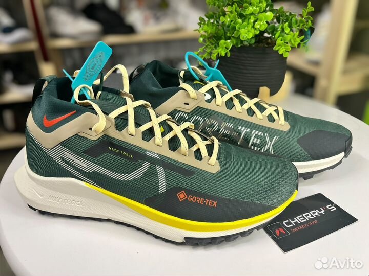 Nike pegasus trail 4 gore tex 42EU оригинал