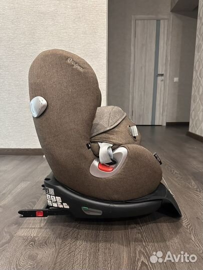 Детское кресло Cybex 9-18 kg с базой isofix