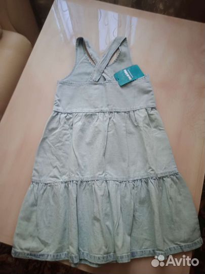 Платье новое для девочки 134-140