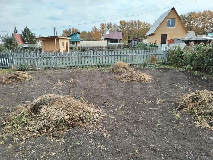 Дача 15 м² на участке 4,5 сот.