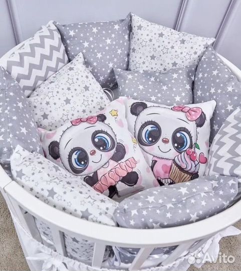 Комплект бортиков с одеялом для кроватки