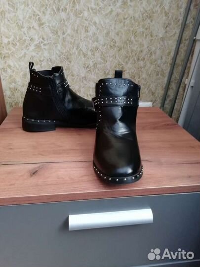 Ботильоны женские 39 размер новые