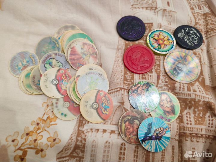 Фишки 90 х и 2000х кепсы, пог, биты