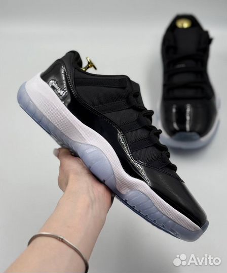 Кроссовки Nike air jordan 11