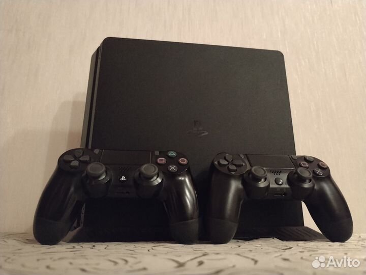 PlayStation 4 slim 500gb + хорошие игры