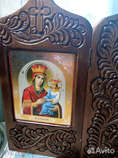Икона резная из дерева триптих складень