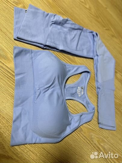 Спортивный костюм