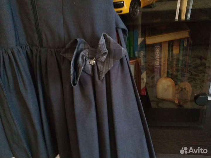 Школьный сарафан серый