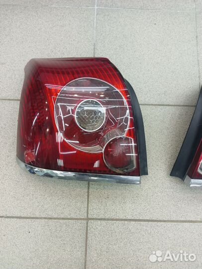 Задние фонари тойота Авенсис рестайлинг