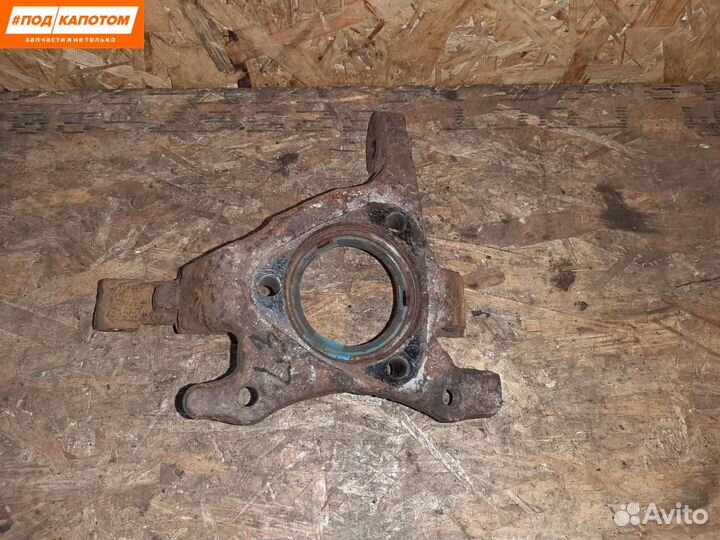 Кулак передний левый Opel Astra H (2004 - 2007)