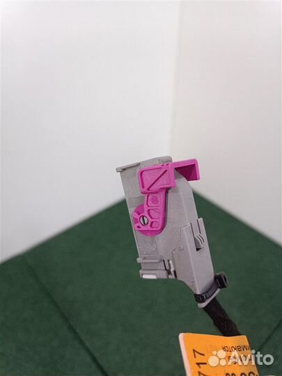 Проводка (коса) двери передняя левая Vw Passat B7