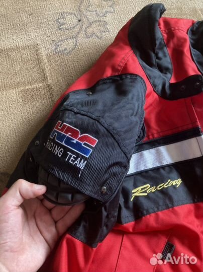 Мотокуртка с защитой