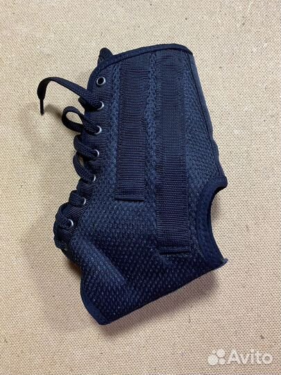 Бандаж голеностопный