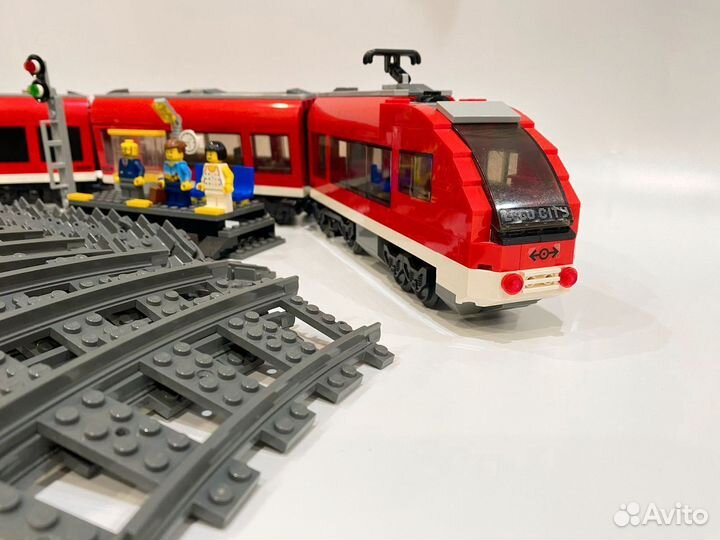 Lego city поезд