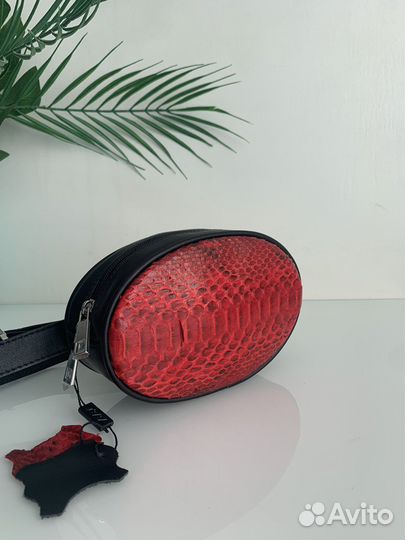 Поясная сумка кожи питона