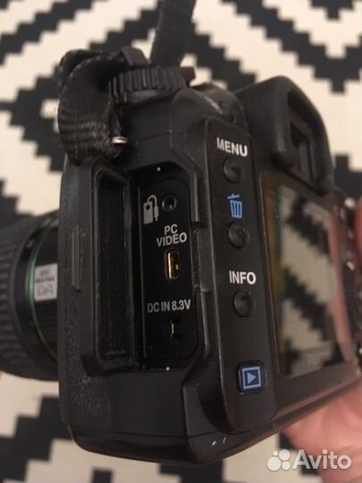 Фотоаппарат Pentax K10D с объективом Pentax 18-55m