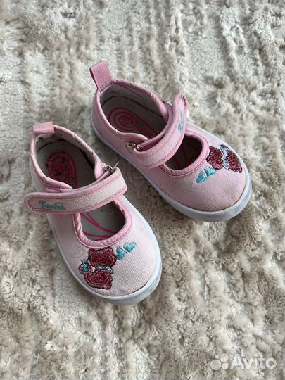Туфли для девочки 22 размер