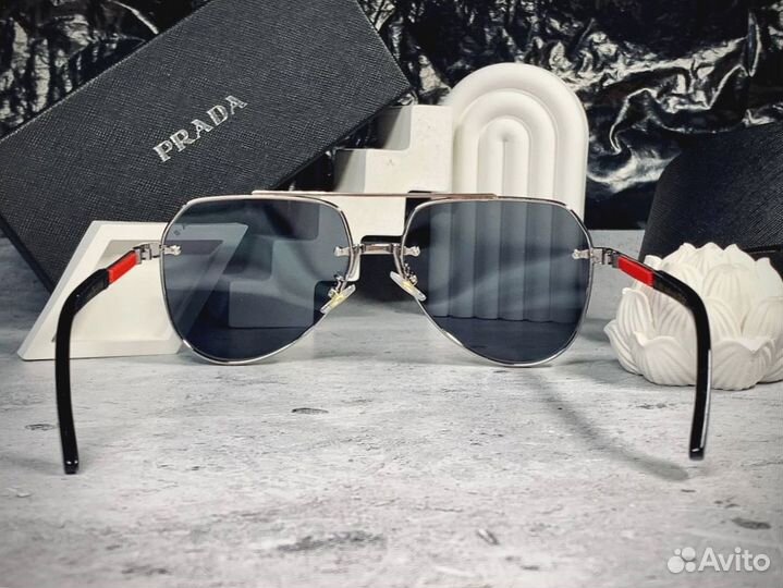 Очки Prada Aviator