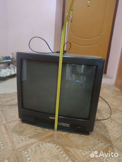 Телевизор бу Sanyo