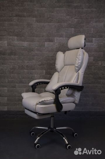 Кресло для игр. Игровое кресло с массажем