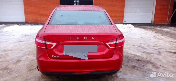 LADA Vesta 1.6 МТ, 2018, 107 000 км
