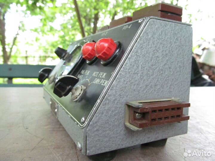 Приставка из комплекта прибора эти-64