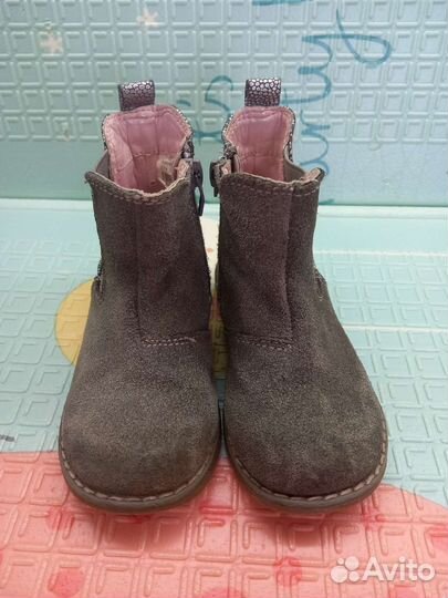 Ботинки демисезонные 23размер