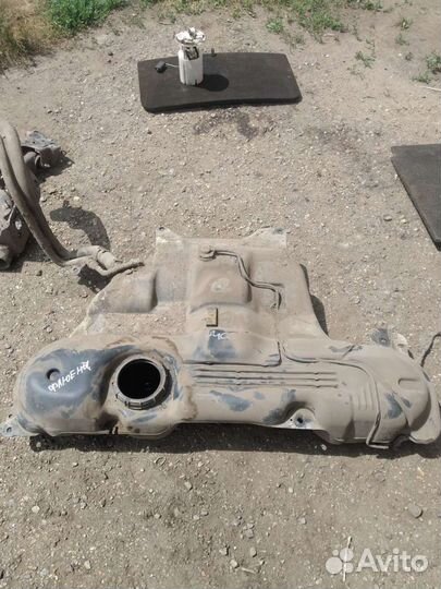 Топливный бак Renault Fluence 2010 года