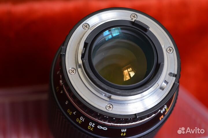 Фотообъектив nikon 70-210 m m, F 1:4, MF, series E