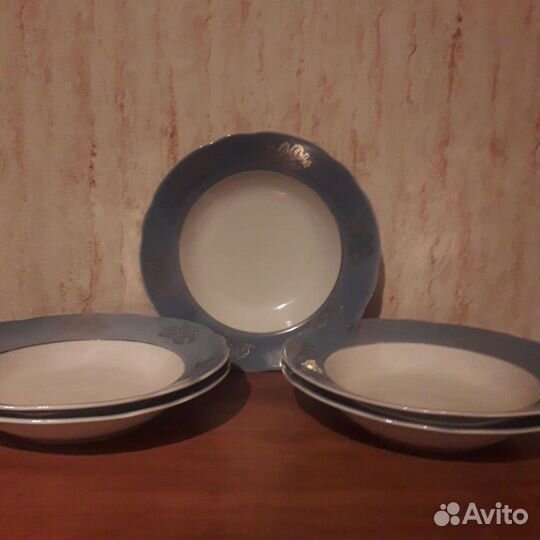 Тарелки Фарфор